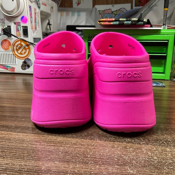 Crocs Siren clogs, neon hot pink, women’s 11, men’s 9 - Picture 7 of 11